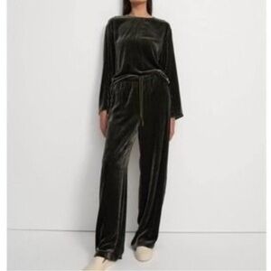 Theory Silk Velvet pullover and pants set in hunter green small medium